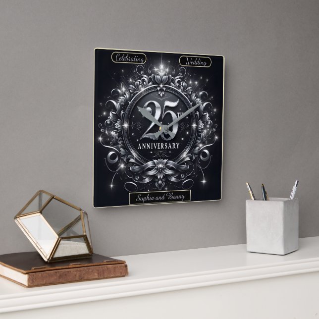 Silver Bliss: 25. Jahrestag Quadratische Wanduhr (Büro)
