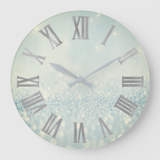 Silver Blue Glitzer Minimal Metallic römische Zahl Große Wanduhr (Vorderseite)
