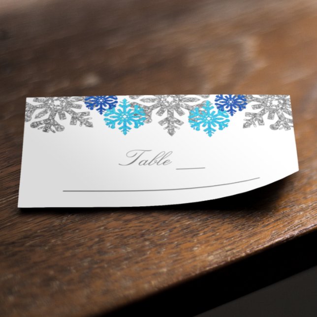 Silver Blue Snowflakes Winterhochzeit Platzkarte (Von Creator hochgeladen)
