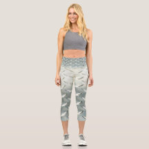 Silver Diamond Plate auf Capris