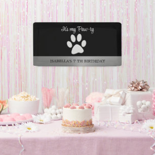 Silver Dog Paw auf schwarzem Hintergrund Banner