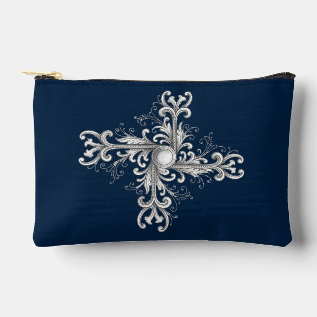 Silver Filigree Pearl Quatrefoil Zubehörtasche (Vorderseite)
