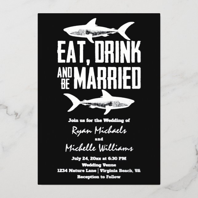 Silver Foil Shark Eat Drink und Verheiratet Hochze Folieneinladung (Vorderseite)