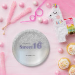 Silver Glitter Bokeh Sweet 16 Crown Pappteller<br><div class="desc">Modern chic and elegant silver glitter bokeh ombre with sweet 16 with a crown on a silver background.</div>