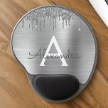 Silver Glitter Brushed Metal Monogram Name Gel Mousepad<br><div class="desc">Silber-Imitate belichten metallischen Sparkle-Glitzer,  der Monogrammname aus gebürstetem Metall und Initialmousepad (Mauspad). Das macht den perfekten 16 Geburtstag,  Hochzeit,  Brautparty,  Jubiläum,  Babydusche oder Junggeselinnen-Abschied Geschenk für jemanden,  der Lieben glamourösen Luxus und schicke Stile.</div>