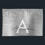 Silver Glitter Brushed Metal Monogram Name Geschirrtuch<br><div class="desc">Silber Imitate Foil metallic Sparkle Glitzer gebürstete Metall Monogramm Name und erste Küche Handtuch. Das macht den perfekten 16 Geburtstag,  Hochzeit,  Brautparty,  Jubiläum,  Babydusche oder Junggeselinnen-Abschied Geschenk für jemanden,  der Lieben glamourösen Luxus und schicke Stile.</div>