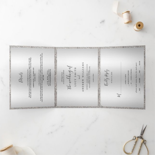 Silver Jeweled Bow & Sequins Wedding Dreifach Gefaltete Einladung (Innenseite)