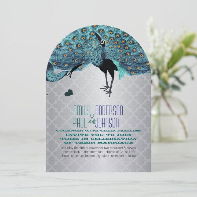 Silver marokkanische Tile Aqua & Coral Peacock Wed Einladung (Stehend Vorderseite)