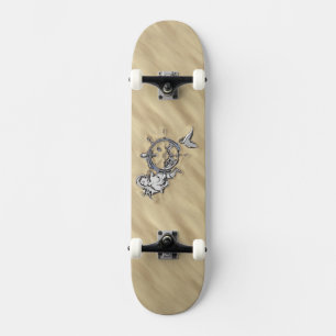 Silver Mermaid im sandigen Dekor Skateboard