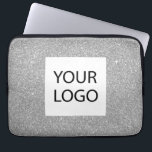 Silver Modern Glitzer - Werbung für kundenspezifis Laptopschutzhülle<br><div class="desc">Silver Modern und Berufliche Imitate Glitzer und sparkle elegante Logo Werbeaktion Corporate Notebook-Bag oder Sleeve Promotional Case für ein Geschenk für die Schönheitsindustrie. Dieser Fall kann auf Ihr Firmenlogo oder Ihr Firmenlogo angepasst werden.</div>