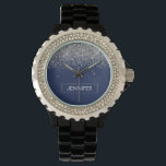 Silver Navy Blue Glitzer Giron Monogram Name Armbanduhr<br><div class="desc">Monogram Name Watch für Navy Blue und Silver Sparkle Glitzer. Dies macht den perfekten Abschluss,  Geburtstag,  Hochzeit,  Brautparty,  Jubiläum,  Babydusche oder Junggeselinnen-Abschied Geschenk für jemanden,  die Lieben glamourösen Luxus und schicke Stile.</div>