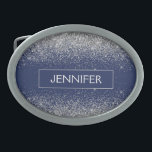 Silver Navy Blue Glitzer Giron Monogram Name Ovale Gürtelschnalle<br><div class="desc">Silber und Navy Blue Sparkle Glitzer Monogram Name Gürtelschnalle. Das macht den perfekten Abschluss,  süß 16 16.,  18.,  21.,  30.,  40.,  50.,  60.,  70.,  80.,  90.,  100. Geburtstag,  Hochzeit,  Brautparty,  Jubiläum,  Babydusche oder Junggeselinnen-Abschied Geschenk für jemanden,  der Luxus und Chic Stil Lieben glänze.</div>