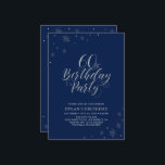 Silver & Navy Blue Modern Chic 60. Geburtstagspart Einladung<br><div class="desc">Feiern wir Ihren besonderen Tag mit dieser stilvollen silbernen Party Einladung. Dieses Design zeichnet sich durch die schicke silberne Typografie "60. Geburtstagsparty" mit funkelnder Grafik aus. Die Hintergrundfarbe ist Set-zu-Marineblau, aber fühlen Sie sich frei zu ändern, um es an Ihr Party-Thema anzupassen. Mehr Geburtstagseinladungen und Party-Vorräte gibt es in meinem...</div>