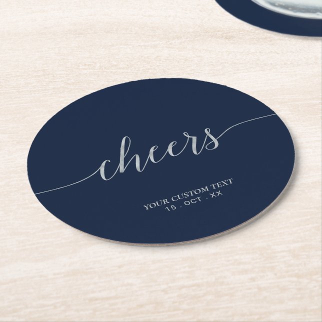 Silver & Navy Elegantes Script Cheers Custom Party Runder Pappuntersetzer (Angewinkelt)
