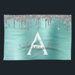 Silver Teal Glitter Brushed Metal Monogram Name Geschirrtuch<br><div class="desc">Silber und Aquamarine Aqua Blue Imitats Foil Metallic Sparkle Glitzer gebürstete Metal Monogram Name und Erstkeküche Handtuch. Das macht den perfekten 16 Geburtstag,  Hochzeit,  Brautparty,  Jubiläum,  Babydusche oder Junggeselinnen-Abschied Geschenk für jemanden,  der Lieben glamourösen Luxus und schicke Stile.</div>