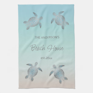 Silver Turtles Beach House Monogram Geschirrtuch