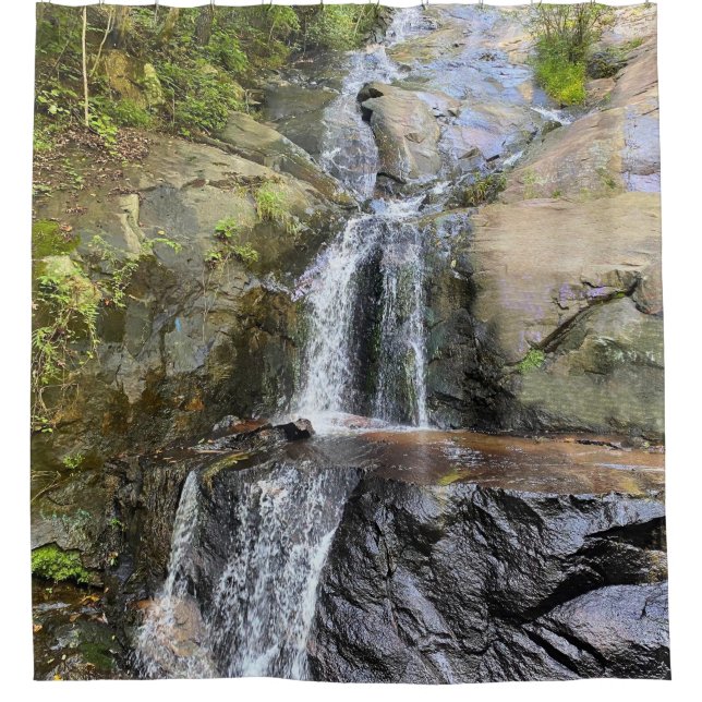 Silvervale Falls Serenity Duschvorhang (Vorderseite)