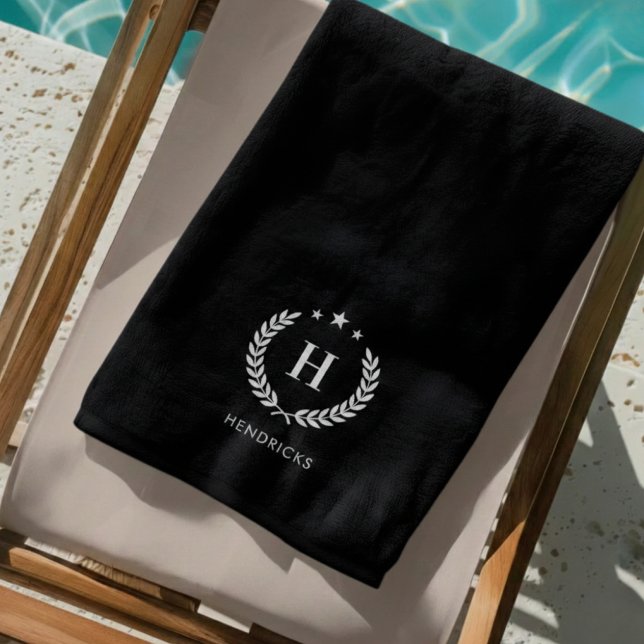 Simple Black | Monogram Stylish Modern Minimalist Strandtuch (Von Creator hochgeladen)