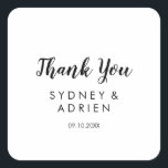 Simple Calligraphy Wedding Vielen Dank Quadratischer Aufkleber<br><div class="desc">Dieses einfache kalligraphische Hochzeitsdanken Ihnen Gunst Aufkleber ist perfekt für eine elegante Hochzeit. Das klassische Design besticht durch rustikale schwarz-weiße Typografie mit modernem minimalistischem Ambiente.</div>