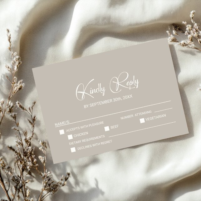 Simple carte de réponse RSVP de mariage beige avec (Créateur téléchargé)