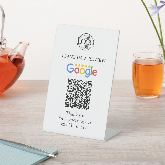 Simple Custom Google Reviews QR Code Business Logo Sockelschild (In SItu)
