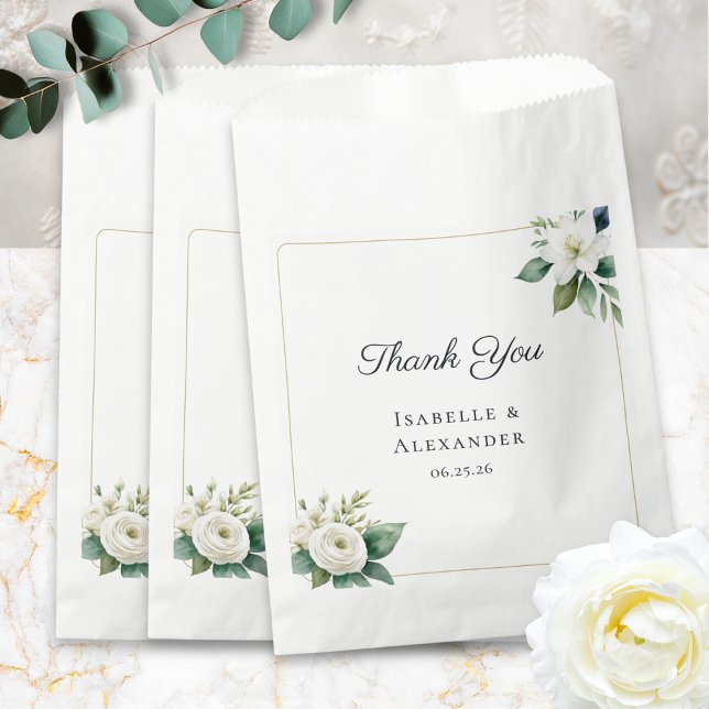 Simple Elegant Floral Personalized Wedding Geschenktütchen (Elegant wedding favor bags with classic white flowers, personalized with names and wedding date)