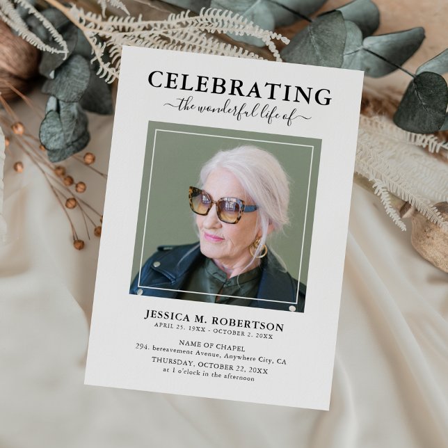 Simple Elegant Funeral Memorial Programme (Créateur téléchargé)