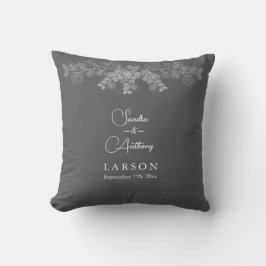 Simple Gray Line Art Eucalyptus Wedding Napkins Kissen