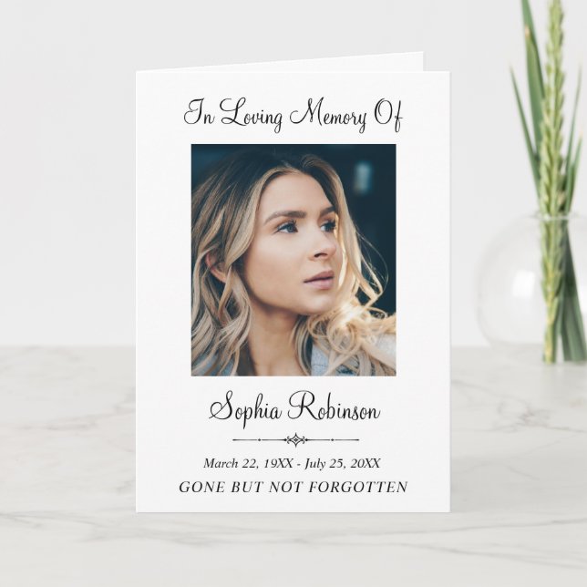 Simple Memorial Funeral Photo Sympathy Remembrance Karte (Vorderseite)