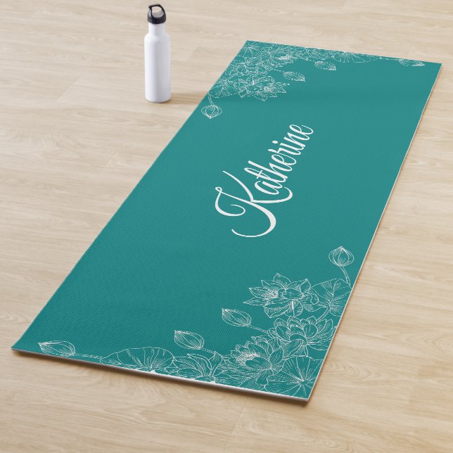 Simple Modern Floral Script Name Teal Lotus  Yogamatte (Beispiel)
