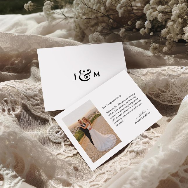 Simple Photo with Monogram Wedding Dankeskarte (Von Creator hochgeladen)