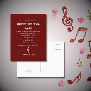 Simple Red Treble Clef Music Studio Erwägung Einladungspostkarte