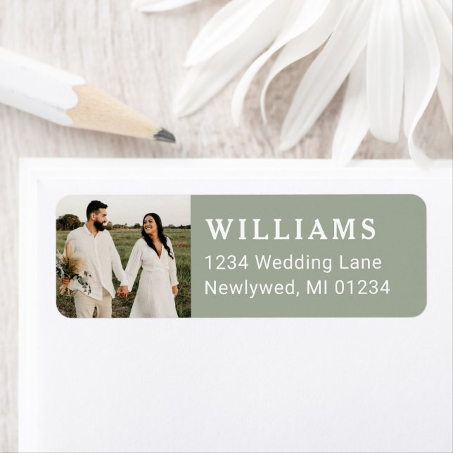 Simple Sage Green Wedding Foto Rücksendeadresse (Insitu)