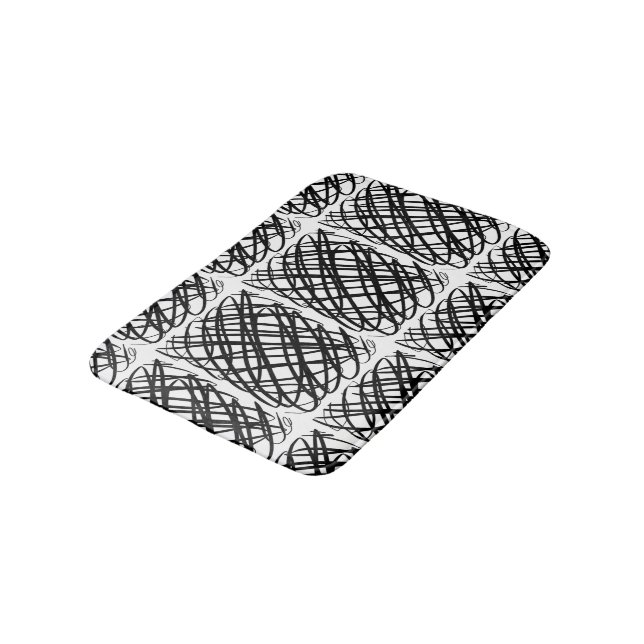 Simple Scribble | Schwarz | Center Tiled | Badematte (Schrägansicht)