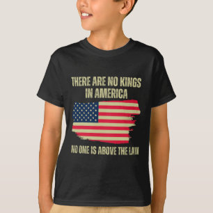 Sind keine Könige in Amerikas amerikanischer Flagg T-Shirt