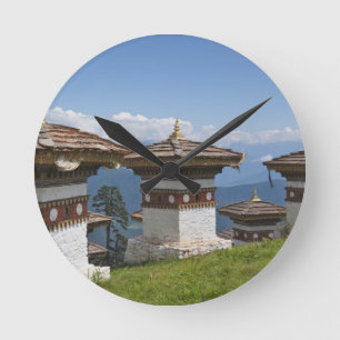 Sindokha Dzong, Dochu La Pass 2 Runde Wanduhr