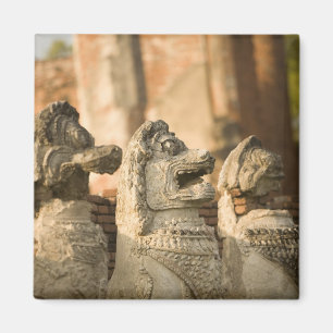 Singhat mit Thammikarat Magnet