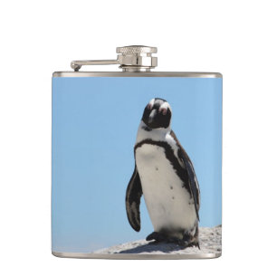 Single Penguin Blue Sky Flachmann