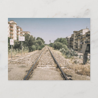 Single Railway Track in Southern Italy Postkarte