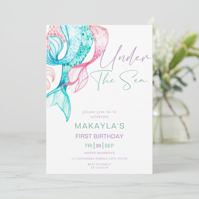 Sirène moderne sous la mer Invitation d'anniversai (Debout devant)