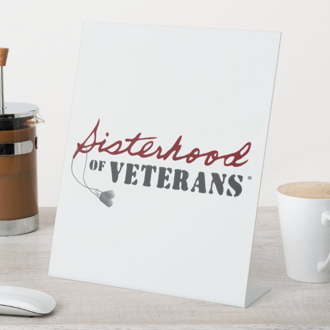 Sisters of Veterans Military Pride Design Sockelschild (In Situ)