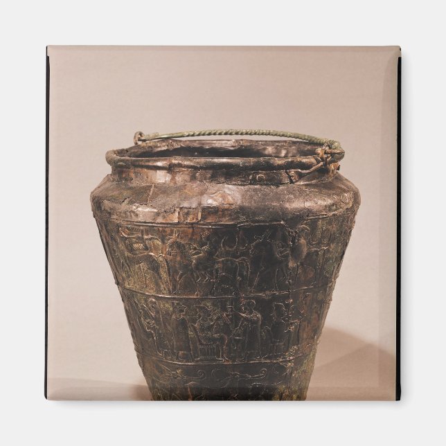 Situla mit drei dekorativen Repousen Magnet (Vorne)