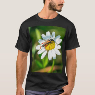 Sitzen auf der Blume Genießen Nectar T-Shirt