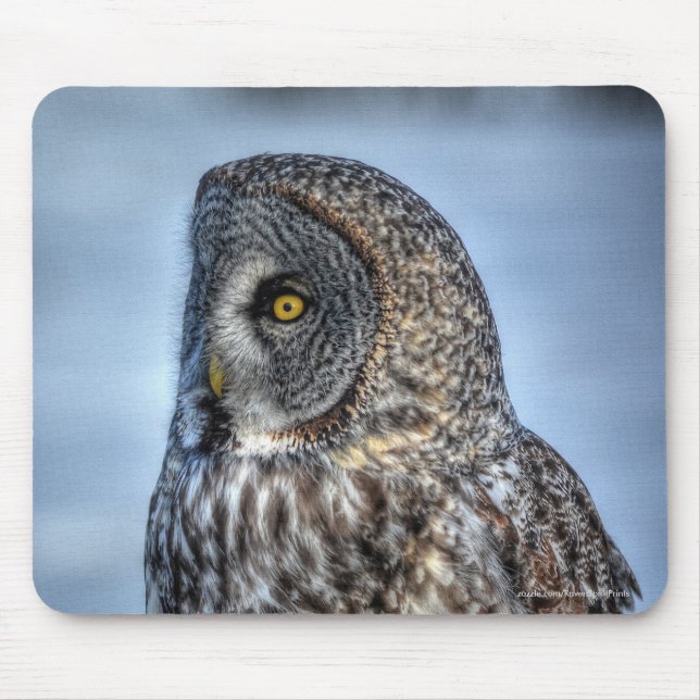 Sitzen Great Gray Owl Wildlife Raptor Foto Mousepad (Vorne)