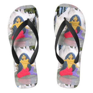 Sitzen von tantrischen Meerjungfrauen Flip Flops