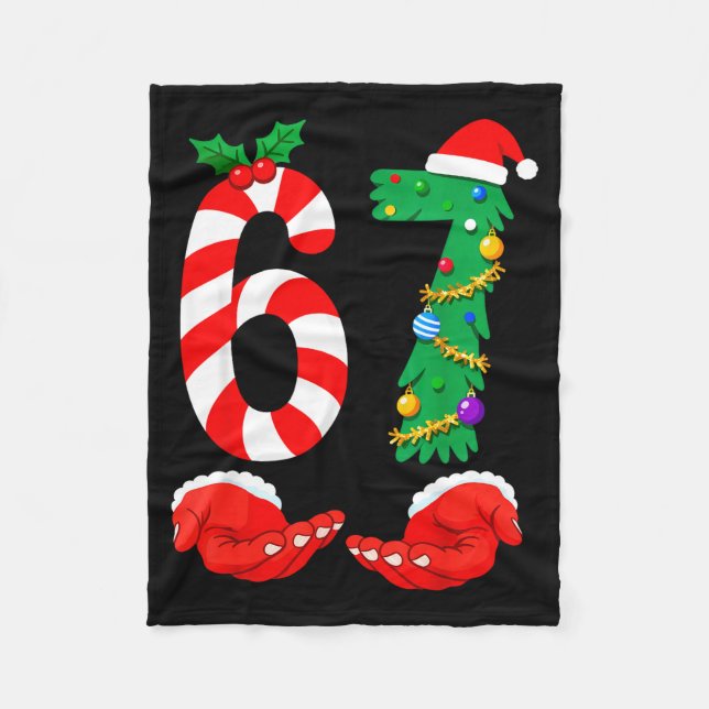 Six Seven 67 Meme Santa Christmas Holiday Funny  Fleecedecke (Vorderseite)