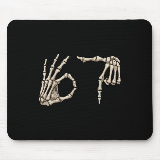 Six Seven 6 7 Meme 67 Skelett Hand Halloween Kostü Mousepad