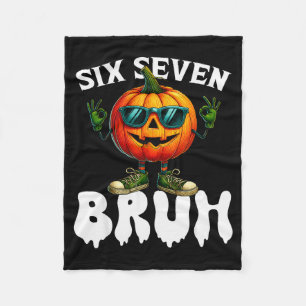 Six Seven Meme 6 7 Lustig Bruh Kürbis Halloween Ko Fleecedecke