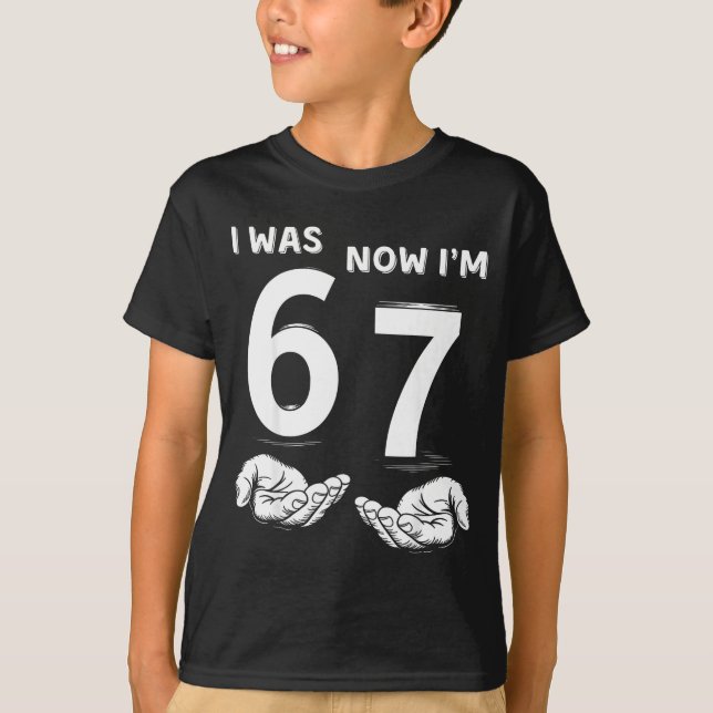 Six Seven Meme 7 Year Old Birthday Shirt Was 6 Now (Vorderseite)