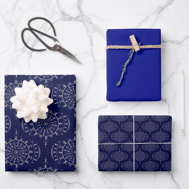 Skandinavische Ditsy Winter Navy & Gold Retro Ogee Geschenkpapier Set (Vorderseite)